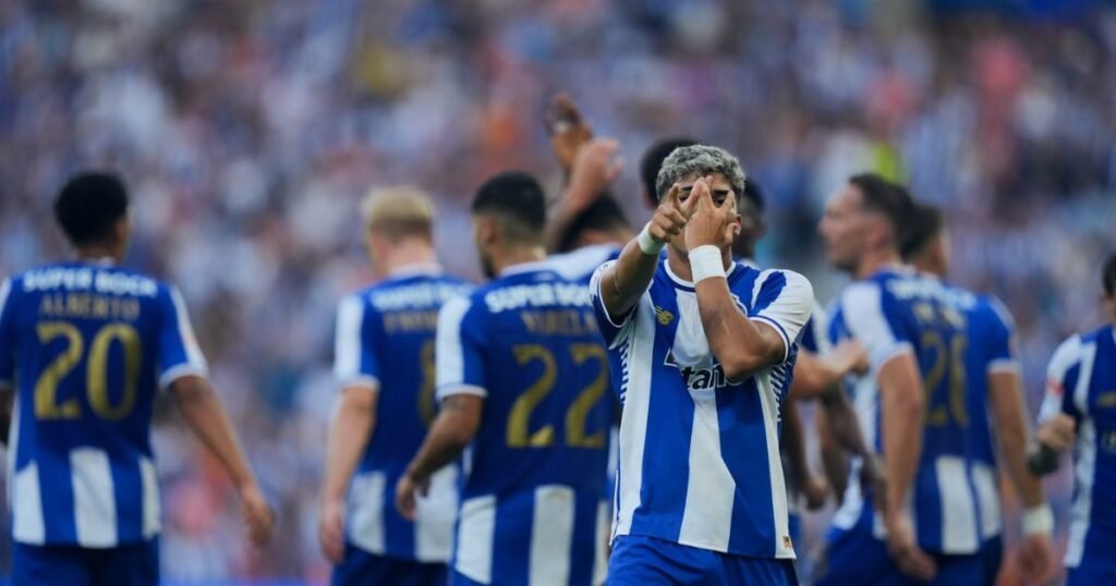 William Gomes festeja golo pelo FC Porto frente ao Casa Pia na 3ª jornada da Liga Portugal 2025/2026